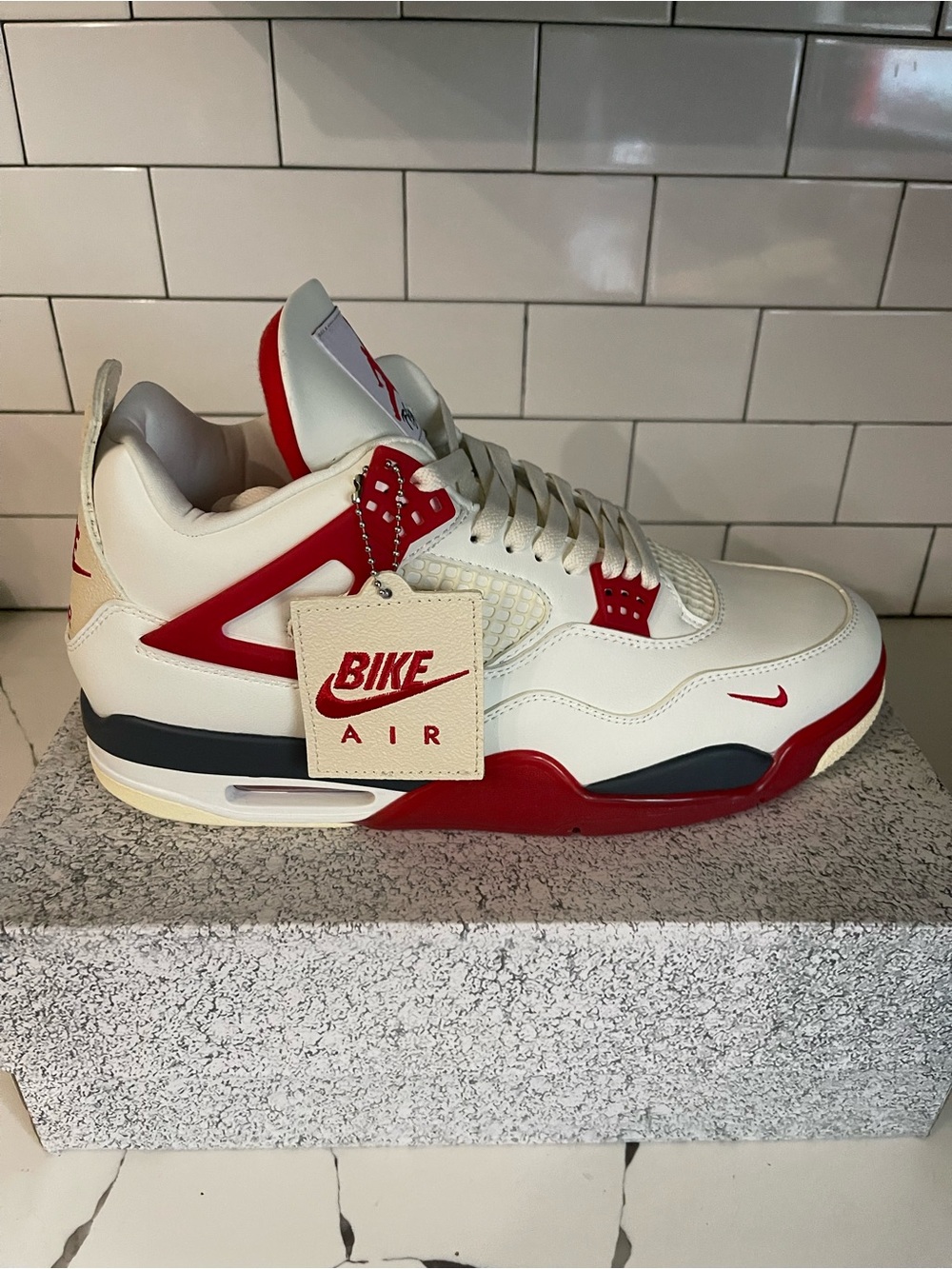 Mens Retro 4 White Brick Size 14.